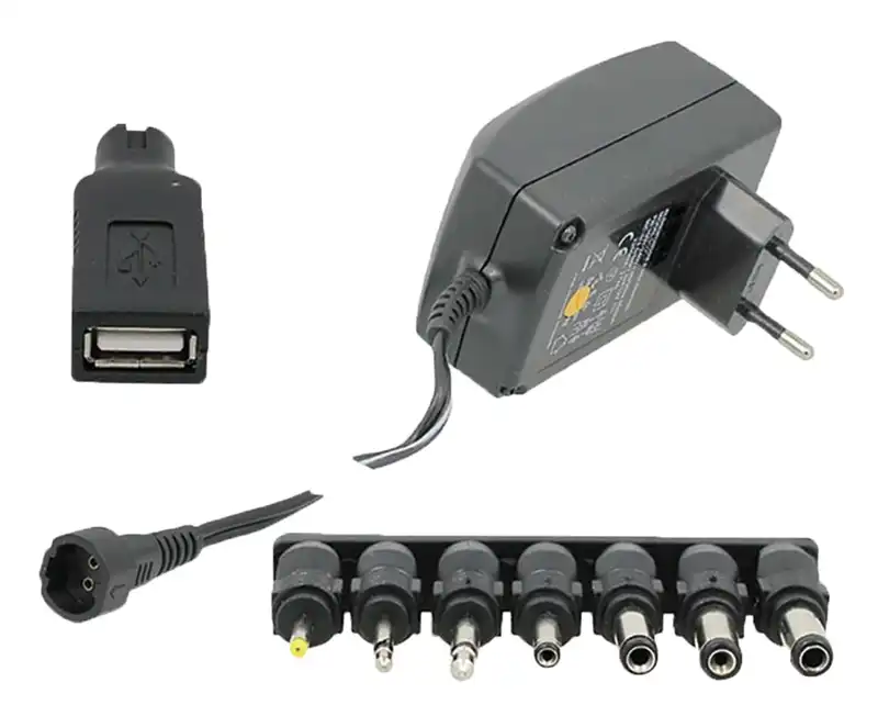Fuente de alimentación universal EDENWOOD 3 a 12V 2,25A negro