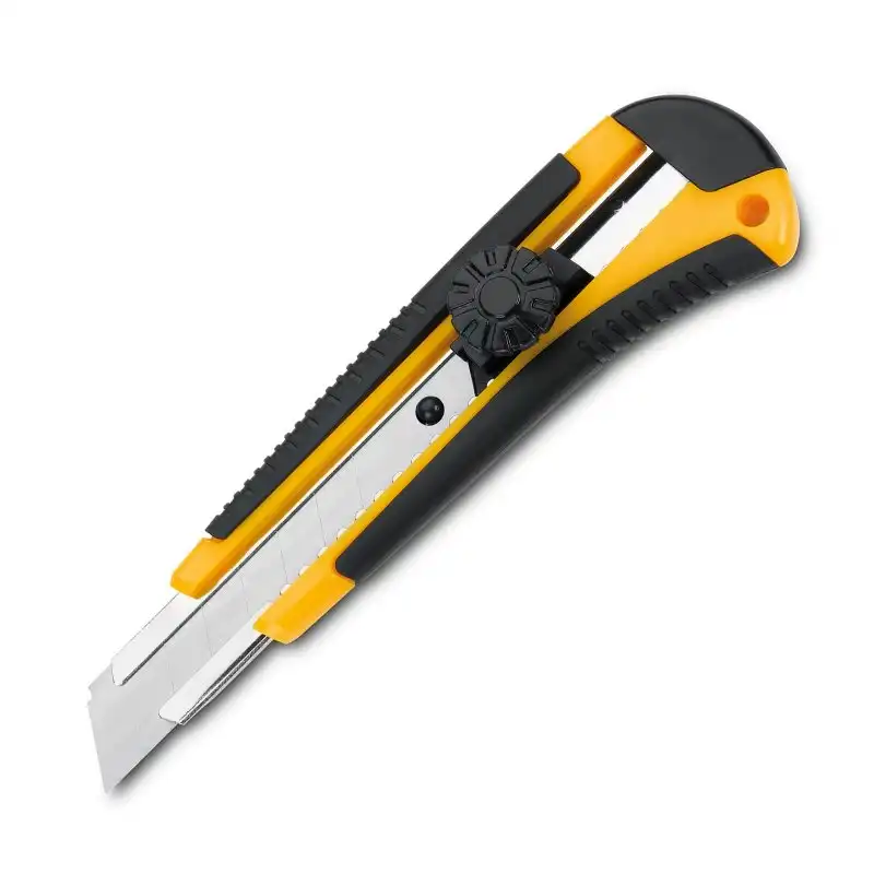 3 Claveles 00211 - Cutter Alto Rendimiento Metálico Con Armazón Nylon/abs
