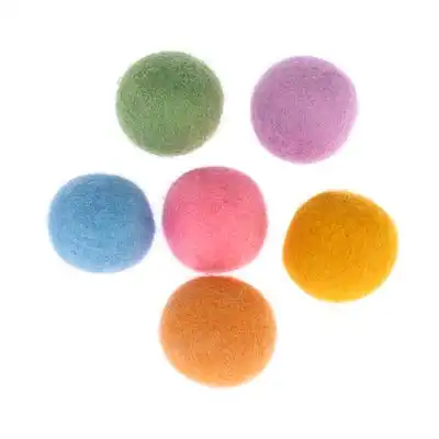 Pelotas de fieltro TIAKI juguete para gatos - Set de 6 (3 cm de diámetro cada una) - TIAKI - Comparador de precios