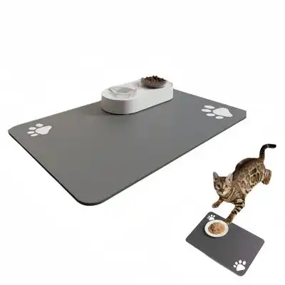 FurryFusion Alfombrilla de alimentación con forma huella pata gatos perros - Artículo 1 - Furry Fusion - Comparador de precios